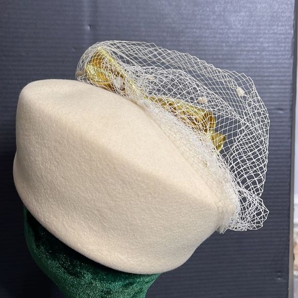Vintage Mr. Charles Statement Hat with Veil - Picture 7 of 16